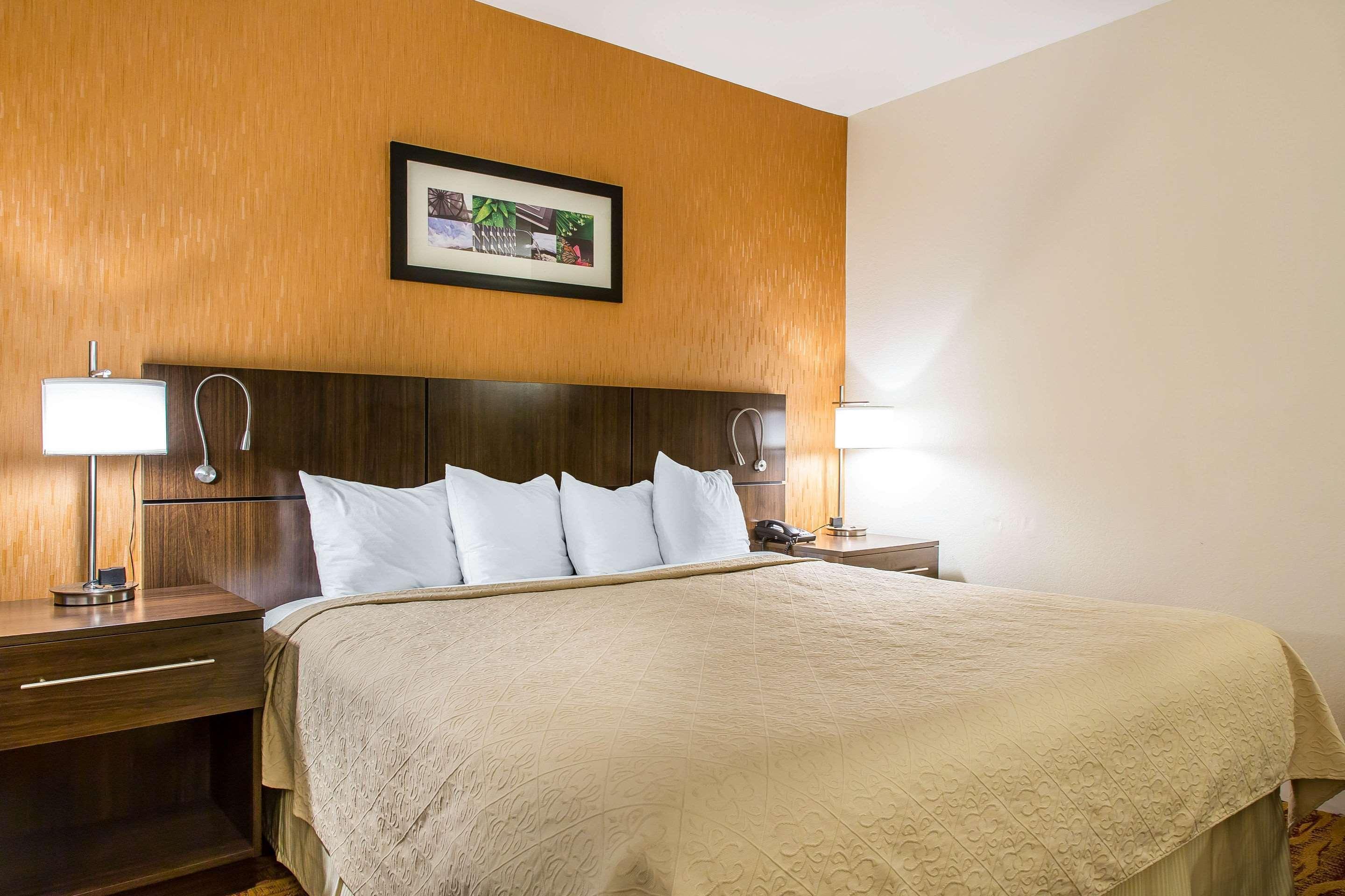 Quality Inn & Suites Middletown - Newport Esterno foto
